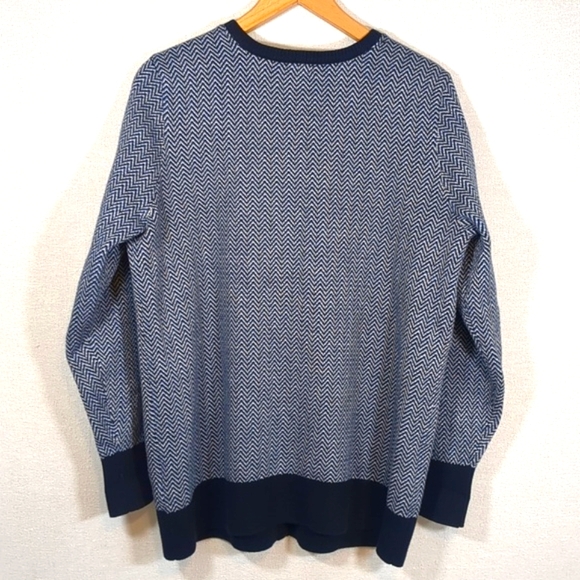 L.L. Bean Cashmere Cotton Blend Chevron Blue & White Cardigan Sweater Size Large - Picture 7 of 11